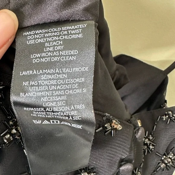 NWT By Anthropologie Beaded Satin Crop Tank  in Black Size Large - Picture 9 of 10